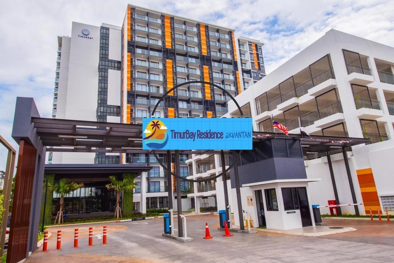 Timurbay Seafront Holiday Pool & Seaview Kuantan Exterior photo