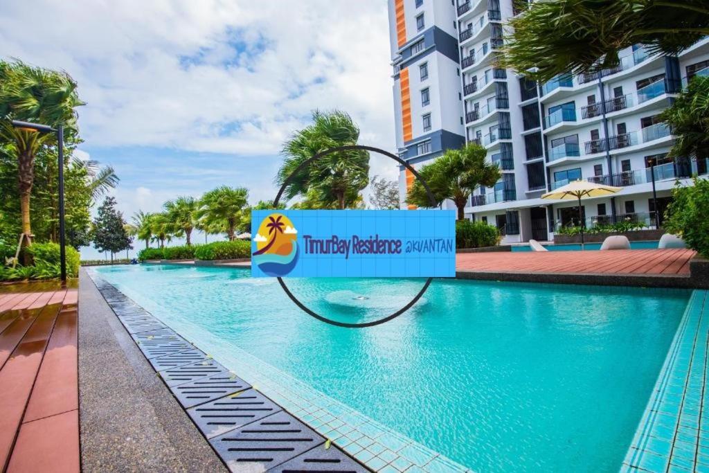 Timurbay Seafront Holiday Pool & Seaview Kuantan Exterior photo